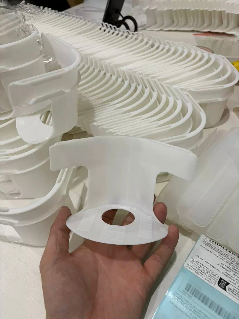 DGN Mart 4-piece heavy-duty bed corner sheet grippers with straps, designed to secure mattress sheets on all bed sizes.