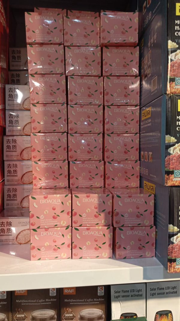 Bioaqua Peach Extract Fruit Acid Exfoliating Face Gel Cream 140g | Original. - DGN Mart